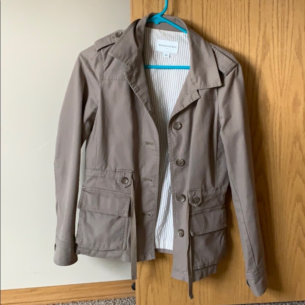 Banana Republic Lightweight Jacket (fall/spring)